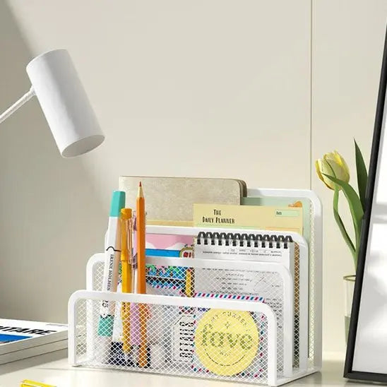 organiser de bureau blanc lampe