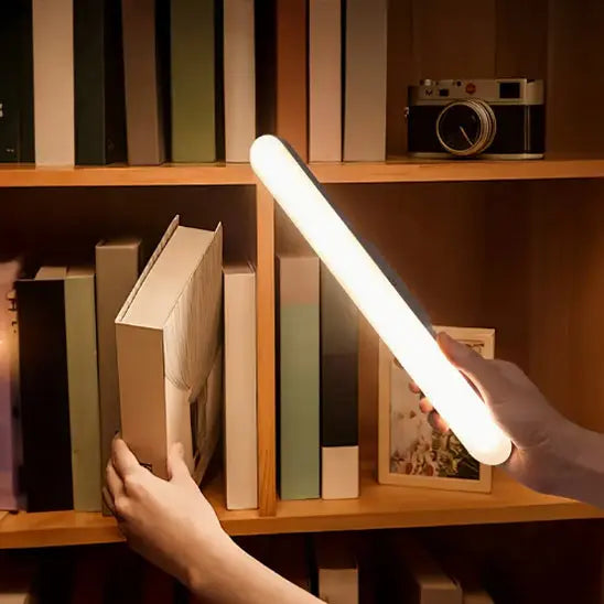 Lampe LED sans fil rechargeable livre