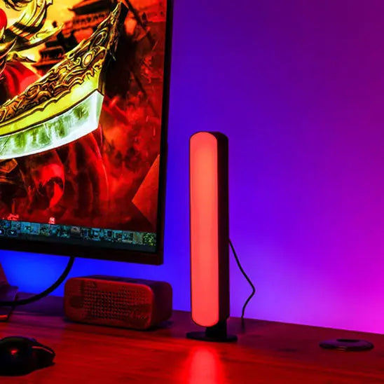 Lampe de bureau design barre rouge télé