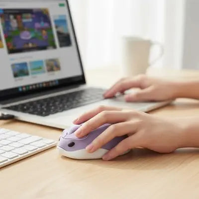  souris Bluetooth violet mains